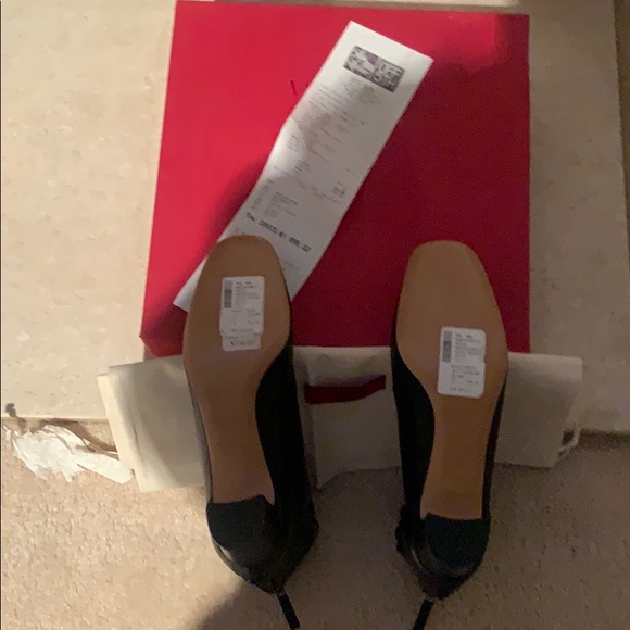 A boot with a tip of chain - Picture 3 of 4